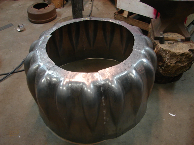 tacked cowl